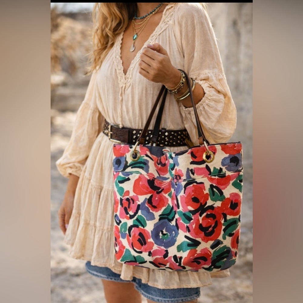 Tommy Hilfiger Canvas Floral Tote